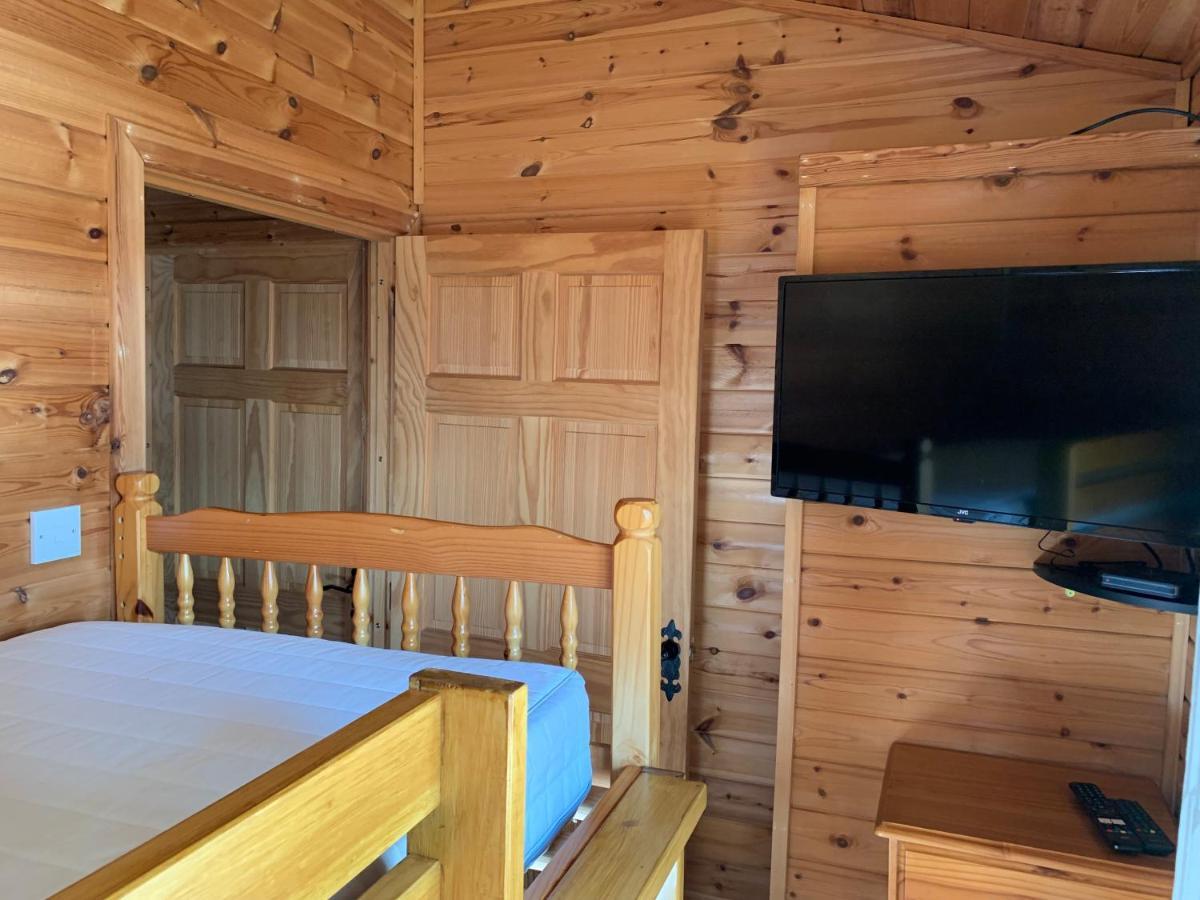 Immaculate 3-Bed Lodge In Hawick Esterno foto