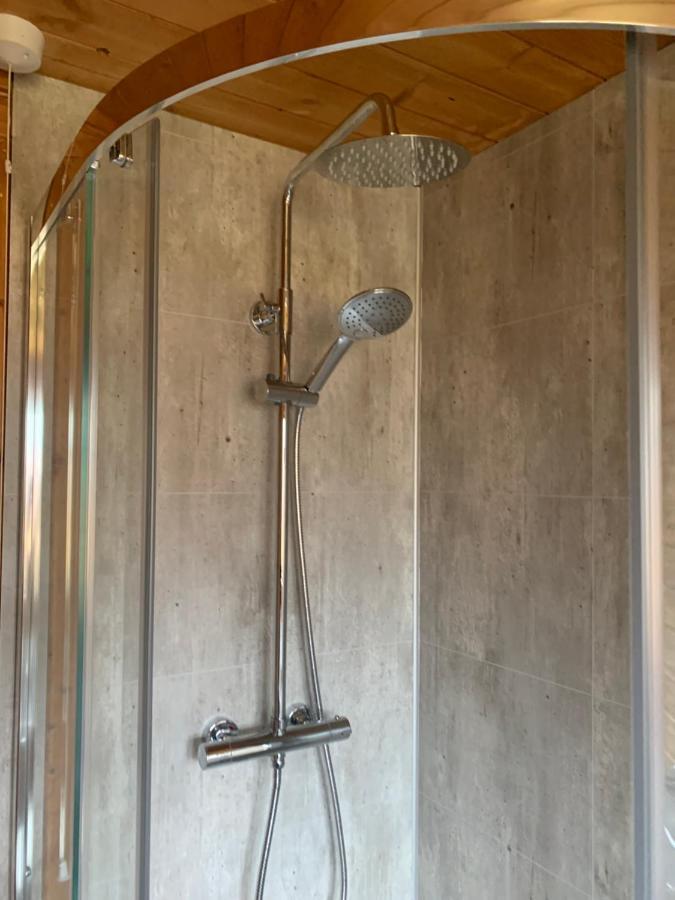 Immaculate 3-Bed Lodge In Hawick Esterno foto